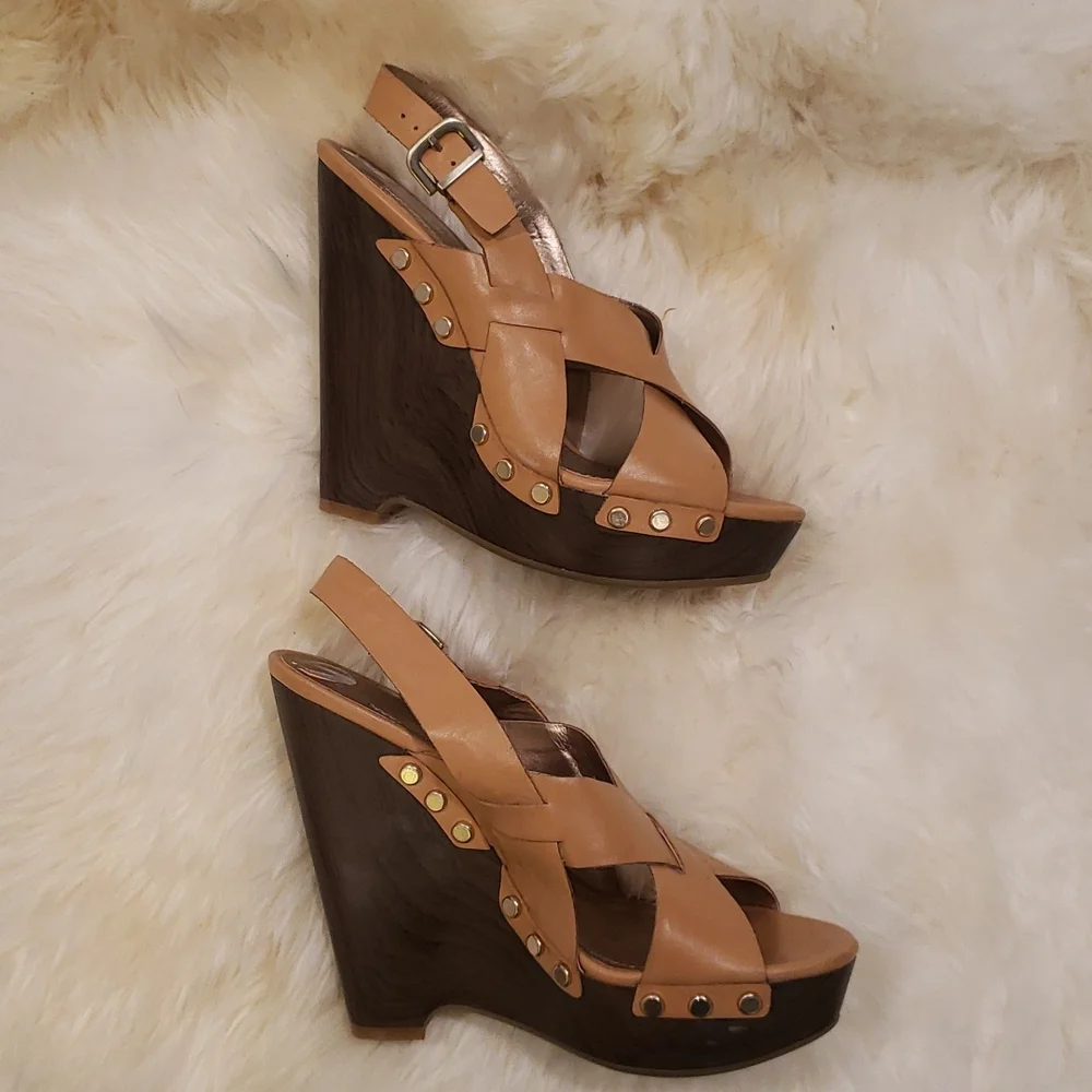 BCBGMAXAZRIA Kaden Size 7.5 Tan Platform Wedge Sandals - Picture 4 of 8